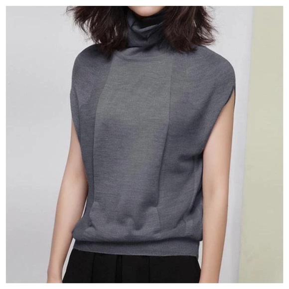 🎁 1 DAY MOVING SALE Soft Cashmere Lightweight Sweater - Picture 3 of 7